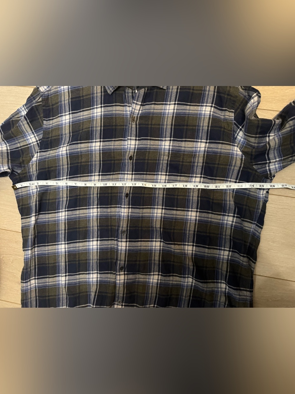 Peter Millar Men's Casual Blue Grey Olive Plaid Button-Up Flannel - XL- EUC - Picture 3 of 10